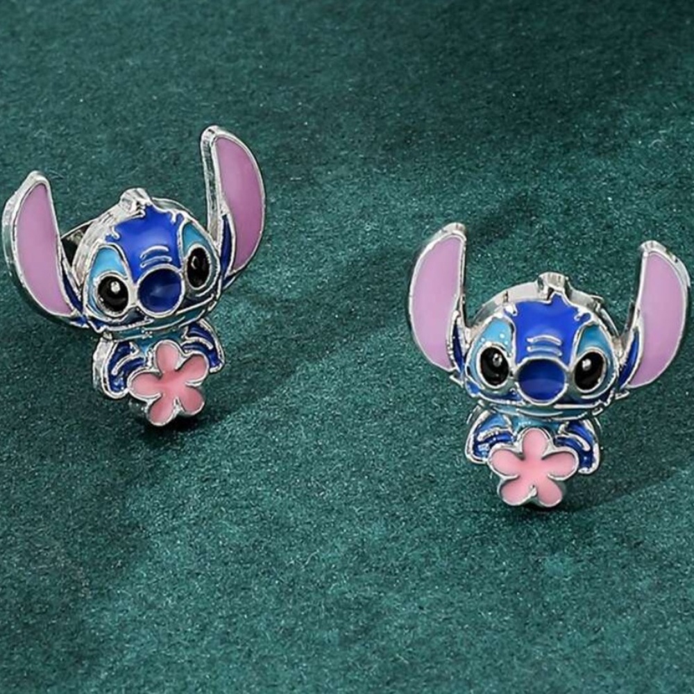 Stitch Stud Earrings